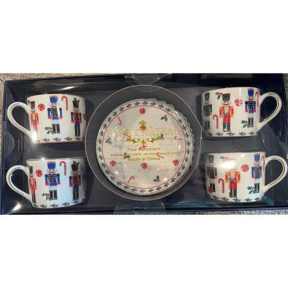 Park Chateau Christmas Nut Cracker Collection - Picture 1 of 4